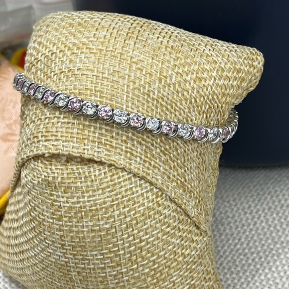 Vintage 925 Sterling Silver Tennis Bracelet – Pink & White CZ Alternating Stones - Picture 8 of 17